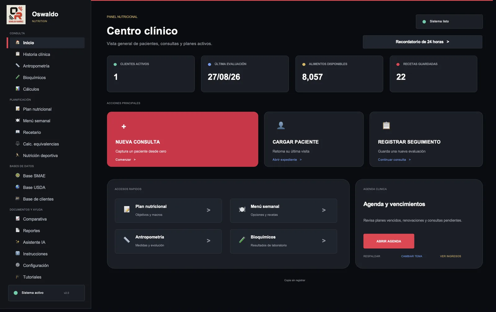 Centro clínico del software: menú lateral con historia clínica, antropometría, bioquímicos, cálculos, plan nutricional, menú semanal, recetario y nutrición deportiva